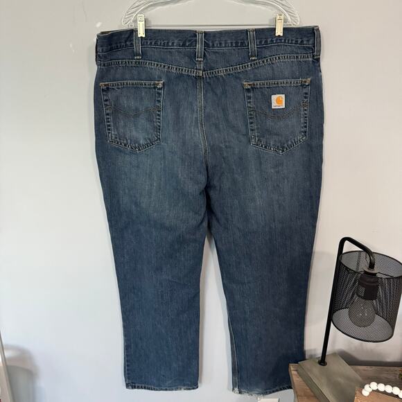 Carhartt Men's Relaxed Fit Jeans Size 44 W x 30 L Medium Wash Cotton Blend - Picture 2 of 8